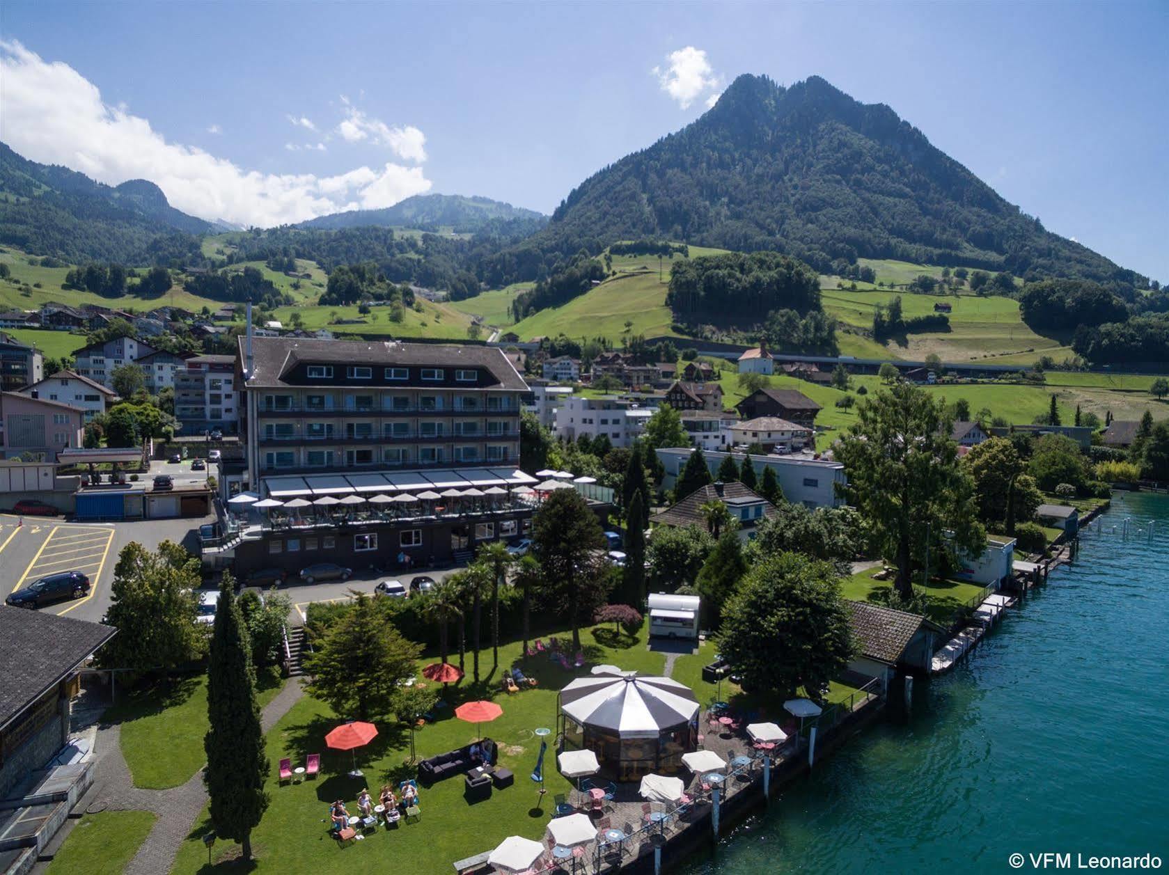 Seehotel Sternen Beckenried Bagian luar foto